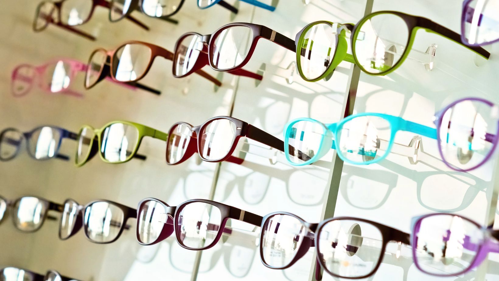 Current Eyeglass Trends